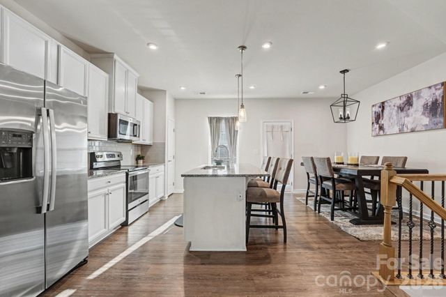 2105 Autumn Olive Lane, Matthews, NC 28104