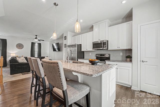 2105 Autumn Olive Lane, Matthews, NC 28104