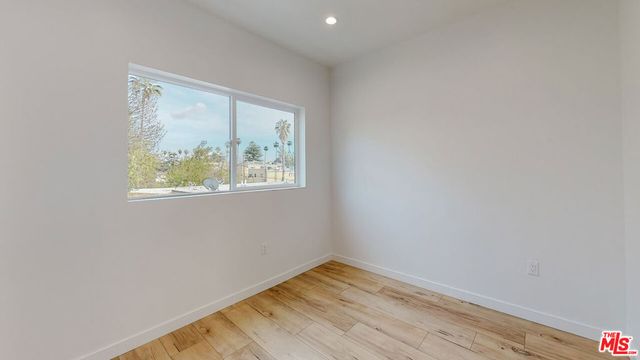 16010 Cantlay Street 2, Van Nuys, CA 91406