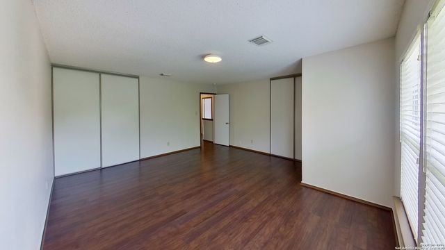 2547 SMOKEY CRK, Schertz, TX 78154