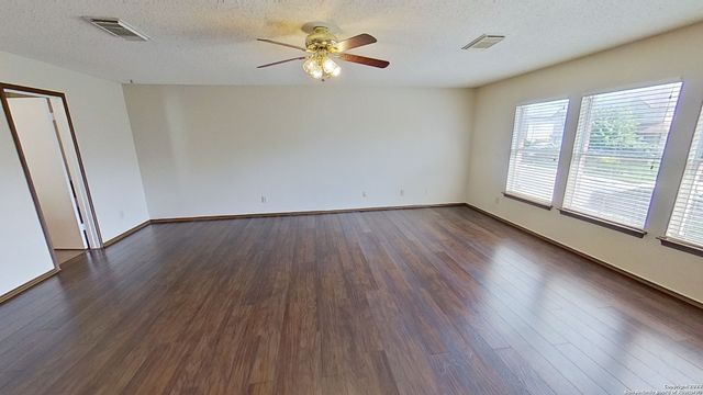 2547 SMOKEY CRK, Schertz, TX 78154