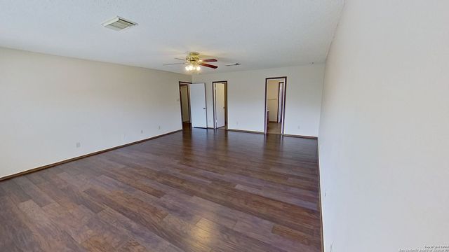 2547 SMOKEY CRK, Schertz, TX 78154