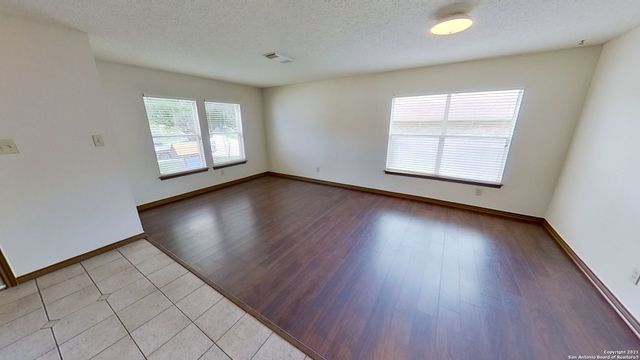 2547 SMOKEY CRK, Schertz, TX 78154