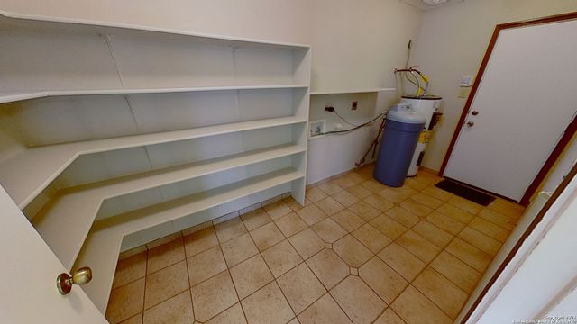 2547 SMOKEY CRK, Schertz, TX 78154