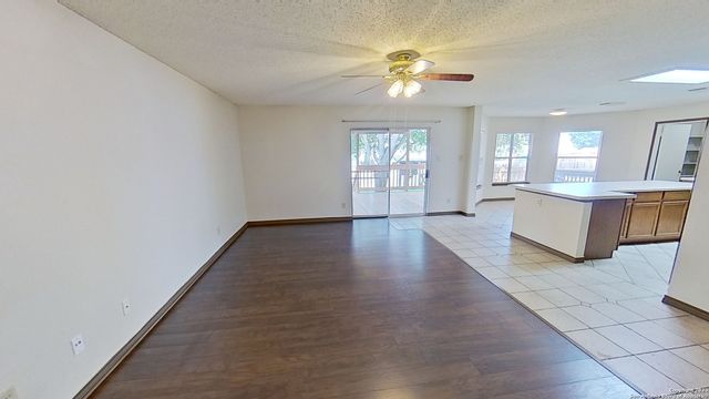 2547 SMOKEY CRK, Schertz, TX 78154