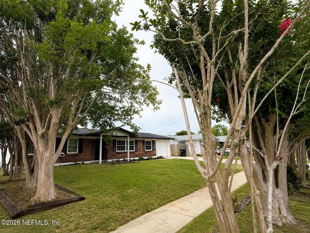 493 CLERMONT Avenue S, Orange Park, FL 32073
