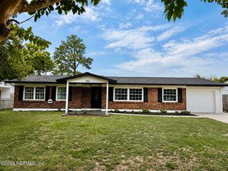 493 CLERMONT Avenue S, Orange Park, FL 32073