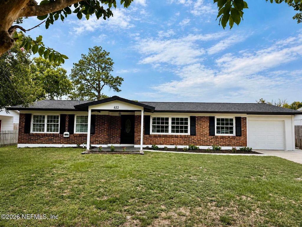493 CLERMONT Avenue S, Orange Park, FL 32073