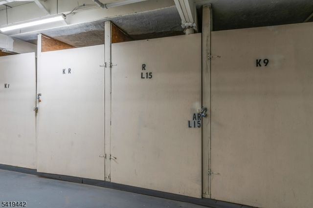 605 Grove St 15, Clifton City, NJ 07013