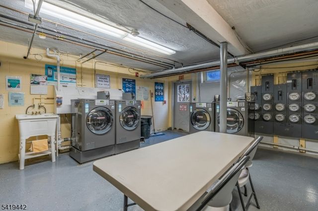 605 Grove St 15, Clifton City, NJ 07013