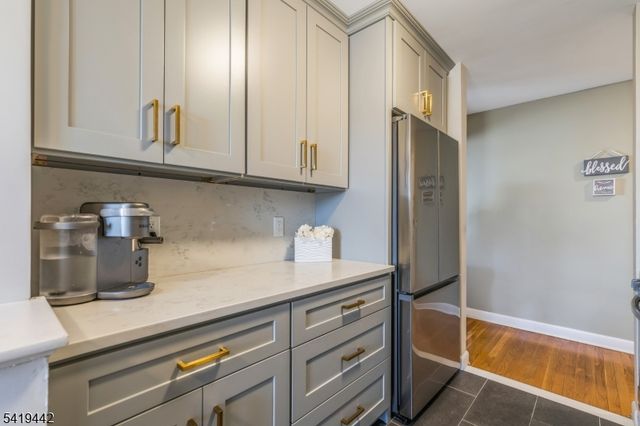 605 Grove St 15, Clifton City, NJ 07013