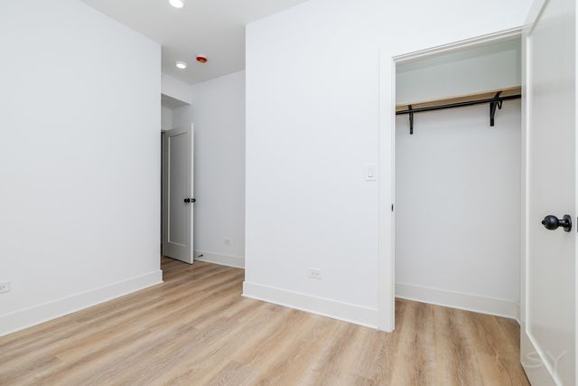 3215 W Fulton Street, Chicago, IL 60624