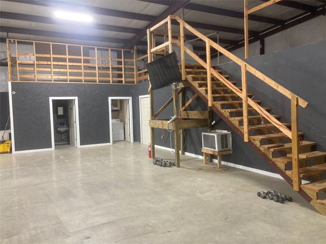 403 N Donation Street, Tioga, TX 76271