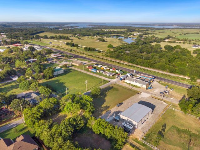 403 N Donation Street, Tioga, TX 76271