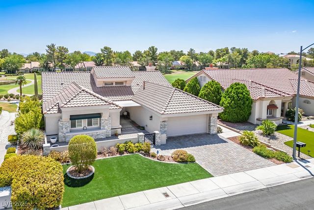 2900 Golfside Drive, Las Vegas, NV 89134