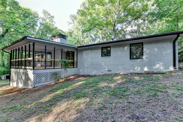 1300 Lavista Drive SW, Mableton, GA 30126