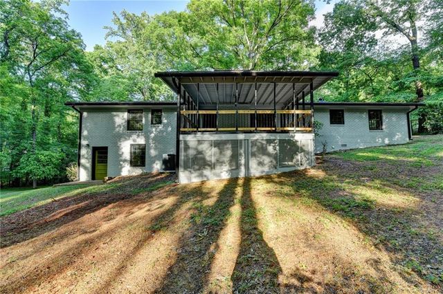 1300 Lavista Drive SW, Mableton, GA 30126