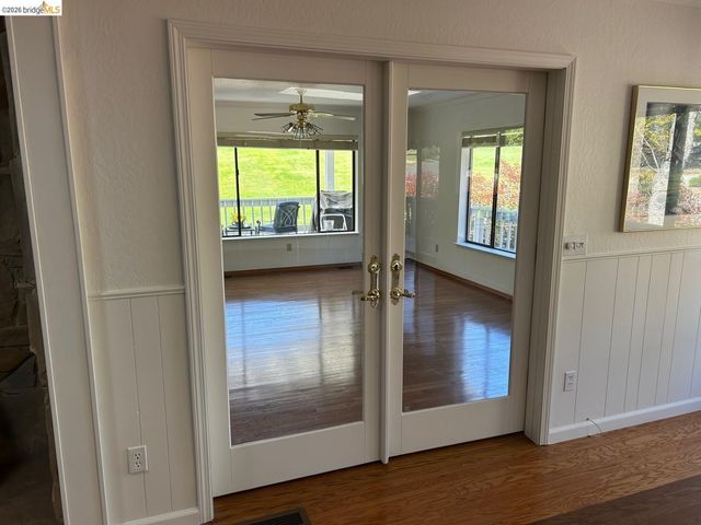 12570 Mount Jefferson ST, Groveland, CA 95321