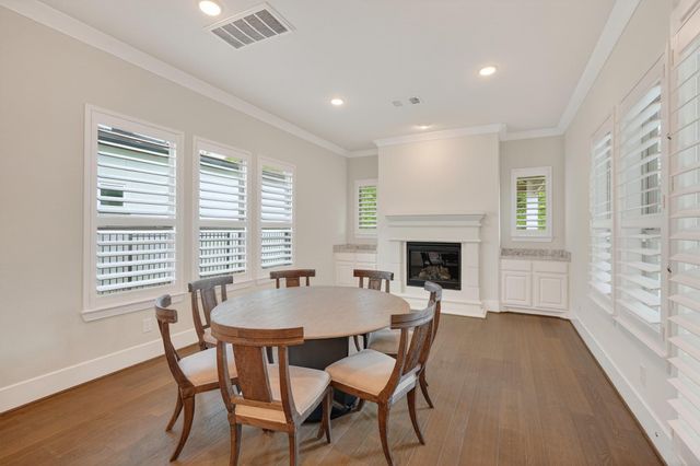 79 N Curly Willow Circle, Tomball, TX 77375