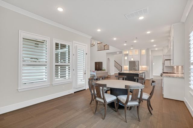 79 N Curly Willow Circle, Tomball, TX 77375