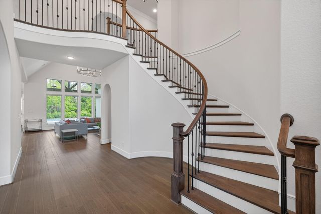 79 N Curly Willow Circle, Tomball, TX 77375