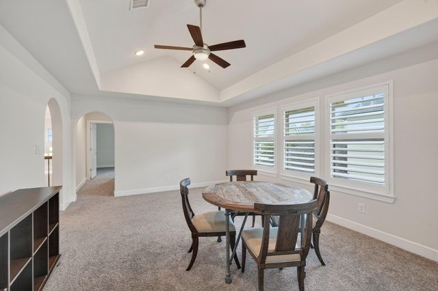 79 N Curly Willow Circle, Tomball, TX 77375
