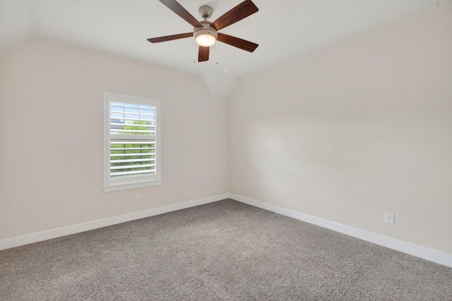 79 N Curly Willow Circle, Tomball, TX 77375