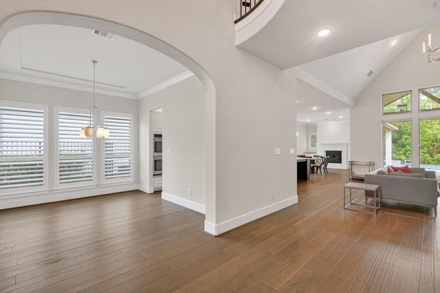 79 N Curly Willow Circle, Tomball, TX 77375