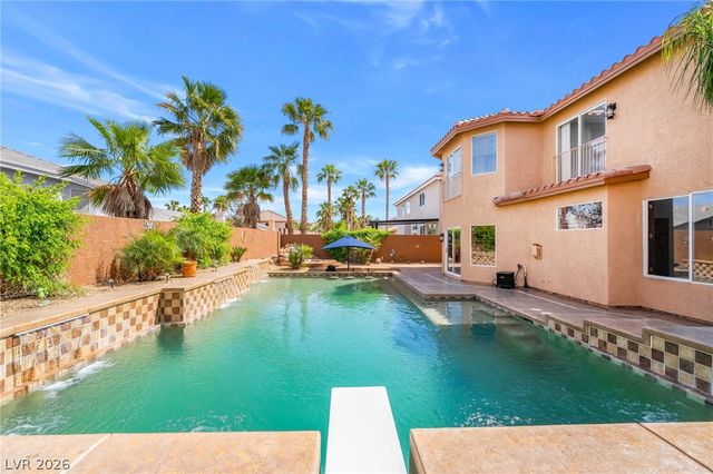 7526 Gossamer Wind Street, Las Vegas, NV 89139