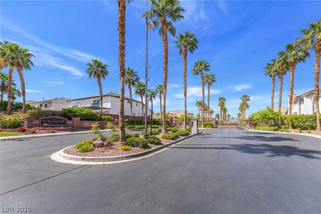 7526 Gossamer Wind Street, Las Vegas, NV 89139