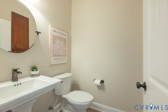 8853 Porto Ct, New Kent, VA 23124