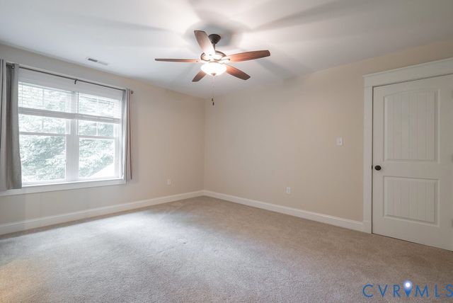 8853 Porto Ct, New Kent, VA 23124