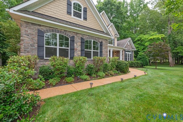 8853 Porto Ct, New Kent, VA 23124