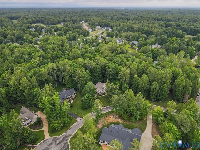 8853 Porto Ct, New Kent, VA 23124