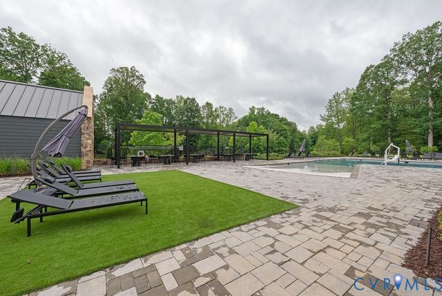 8853 Porto Ct, New Kent, VA 23124