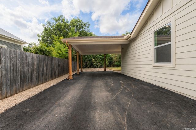 530 Avenue A, New Braunfels, TX 78130