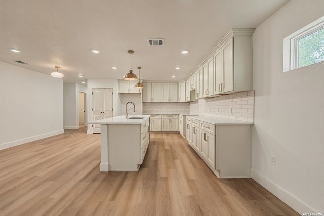 530 Avenue A, New Braunfels, TX 78130