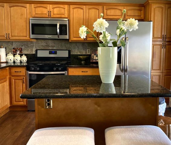 4276 Monhegan Way, Mather, CA 95655