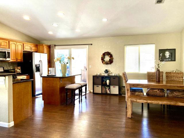 4276 Monhegan Way, Mather, CA 95655