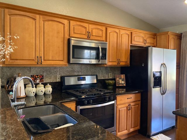 4276 Monhegan Way, Mather, CA 95655