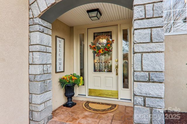 1 Bideford Row 53, Asheville, NC 28803