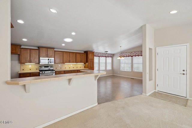 139 Dickens Circle 139, Ventura, CA 93003