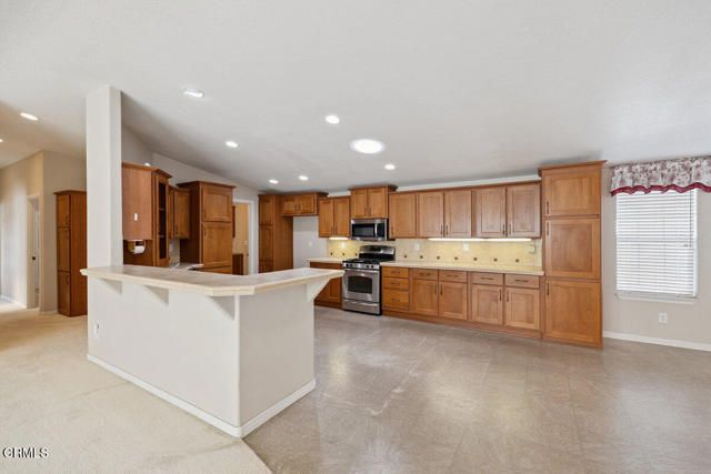 139 Dickens Circle 139, Ventura, CA 93003