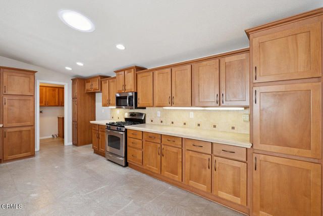 139 Dickens Circle 139, Ventura, CA 93003