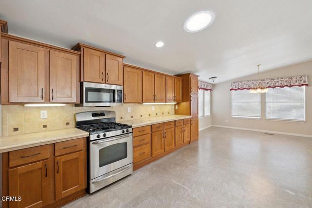 139 Dickens Circle 139, Ventura, CA 93003