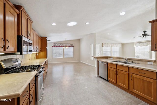 139 Dickens Circle 139, Ventura, CA 93003