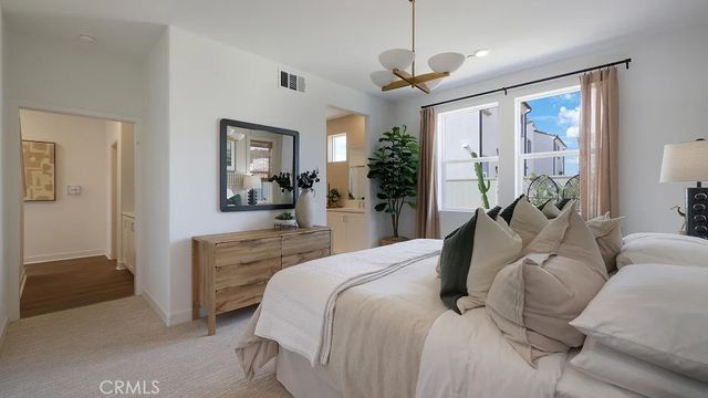 2148 Aneto Way, Santa Paula, CA 93060