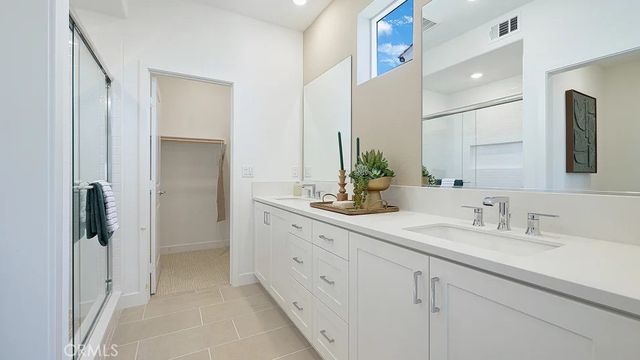 2148 Aneto Way, Santa Paula, CA 93060