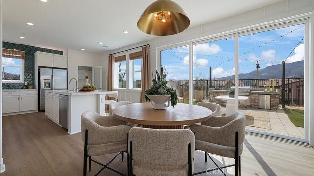 2148 Aneto Way, Santa Paula, CA 93060