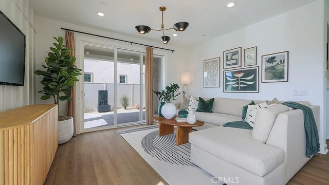 2148 Aneto Way, Santa Paula, CA 93060